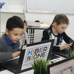 KiberOne объявляет набор юных программистов в Усть-Каменогорске - КИБЕРшкола программирования для детей, компьютерные курсы для школьников, начинающих и подростков - KIBERone г. Арсеньев