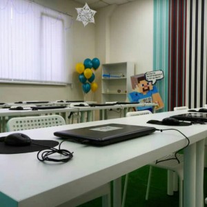 KIBERone для будущих КиберГероев в Ижевске! - КИБЕРшкола программирования для детей, компьютерные курсы для школьников, начинающих и подростков - KIBERone г. Арсеньев